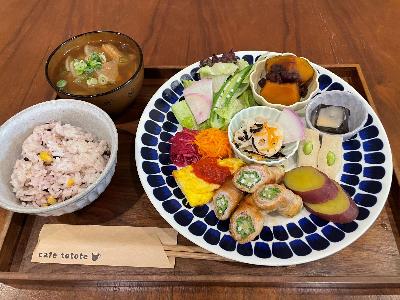 自家農園野菜のほっこりtetoteランチ