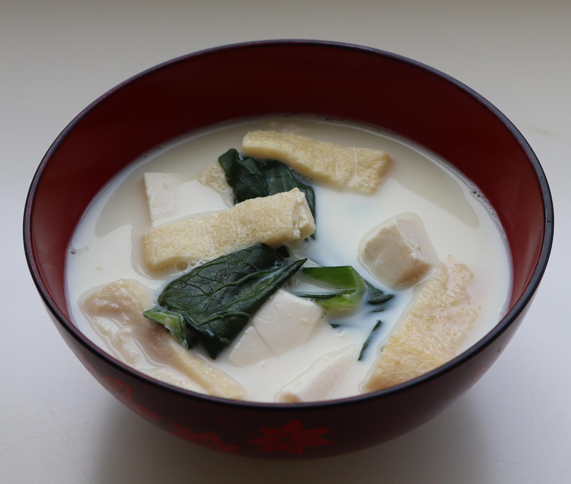 t豆乳みそ汁