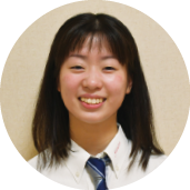 大阪市立高校1年生の佐々木 希さんの顔写真