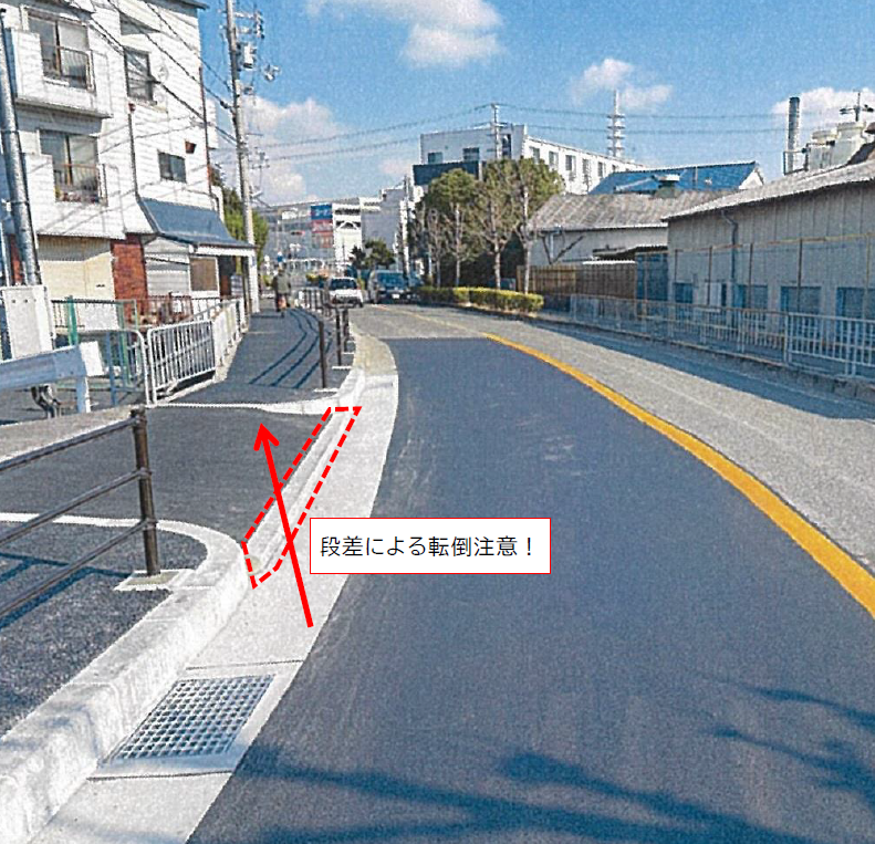 歩道の車両出入口部の一例