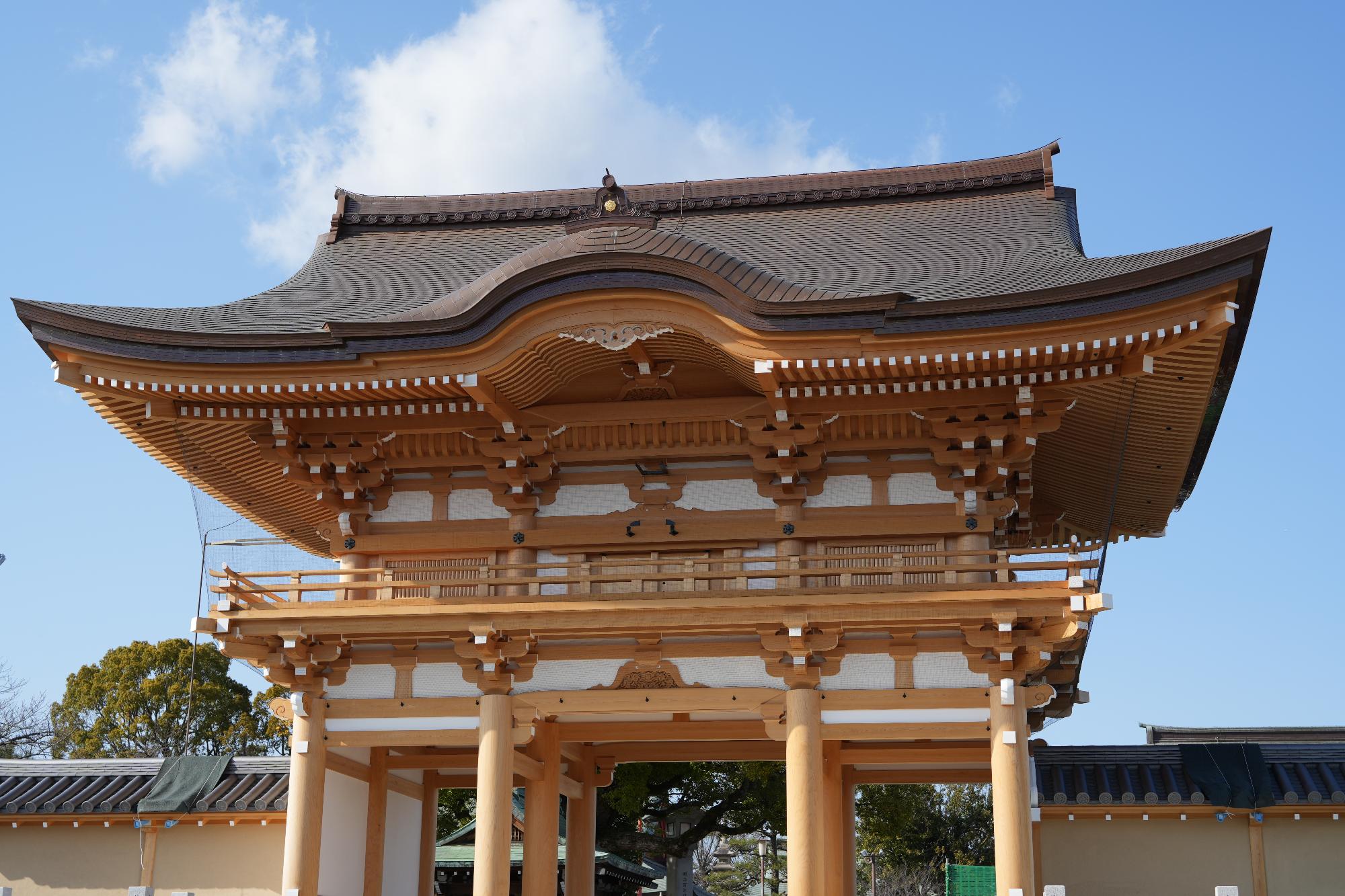 成田山不動尊の山門