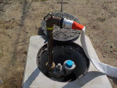 防災井戸にあんしん給水栓設置しているアップの写真