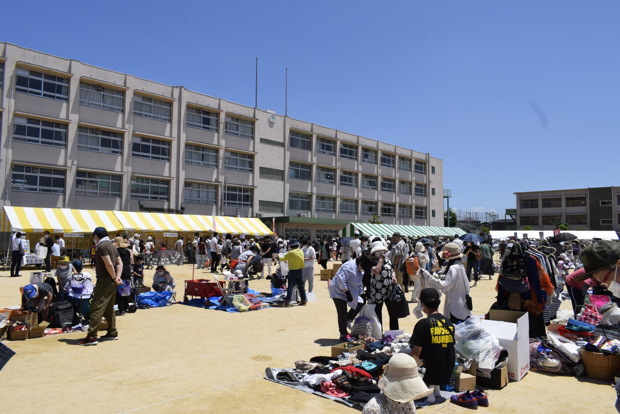 リサイクルマーケット「寝屋川エコの市」