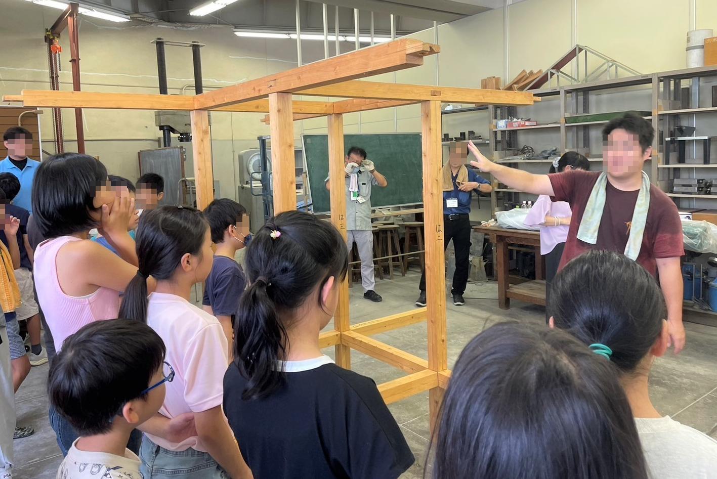 高専見学の様子