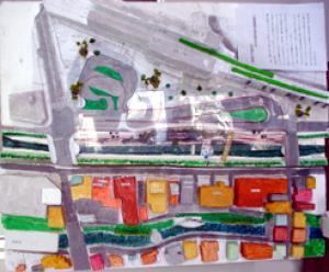 寝屋川市駅を中央に駅周辺の建物の模型を参加者が作った写真