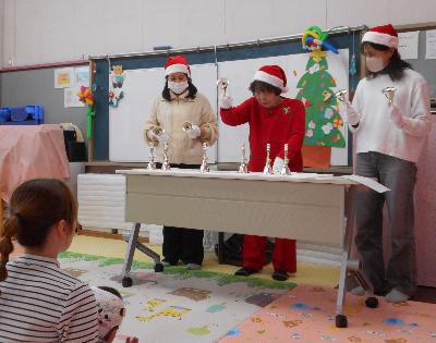 ハンドベル演奏