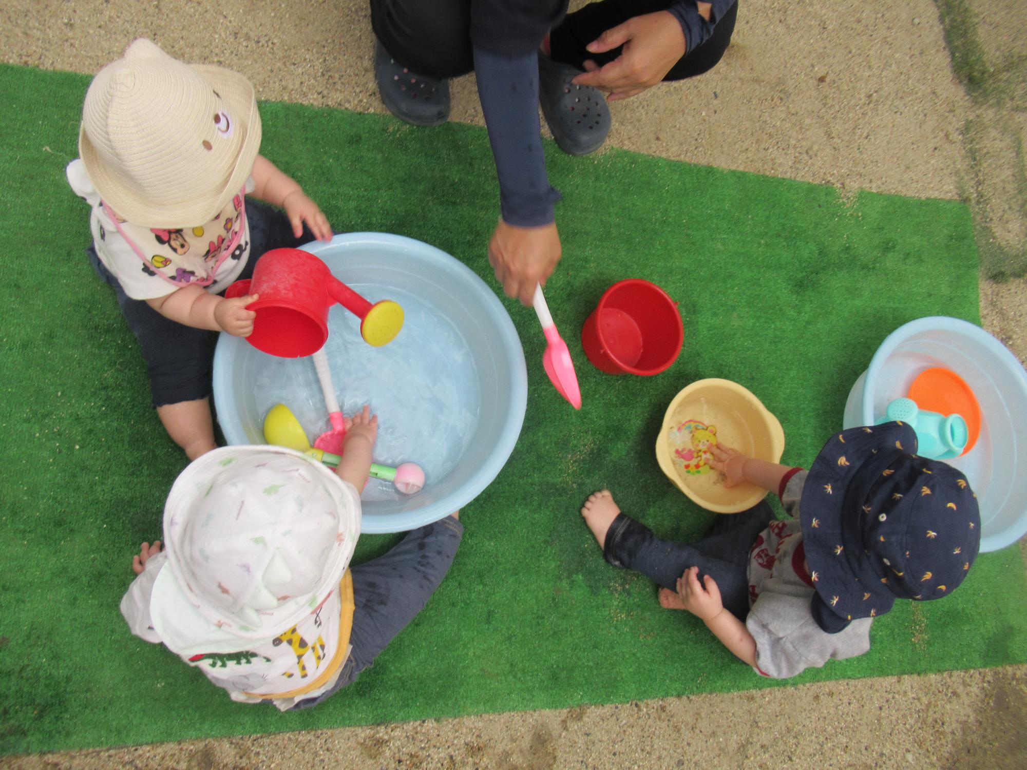 水遊び 0歳児